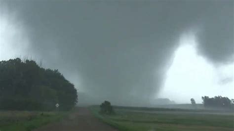 Severe Storms Spin Up Tornadoes in Minnesota - Videos from The Weather ...