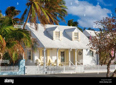 Caribbean Bahamas Harbor Island Dunmore Town Stock Photo - Alamy