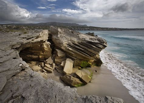 Walker Bay Nature Reserve showcasing some of Africas finest coastline ...