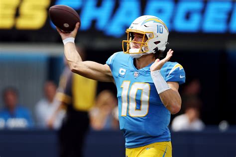 Chargers QB Justin Herbert questionable vs. Jaguars - The Athletic