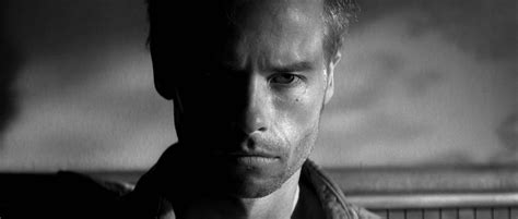 Christopher Nolan Film Memento to Get a Remake - IGN