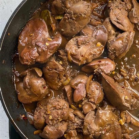 Chicken Adobo - Famous Filipino Food