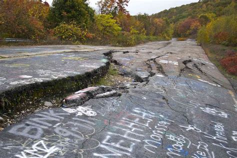 Centralia Mine Fire: Underground Coal Fire Has Been Burning for Over 50 ...