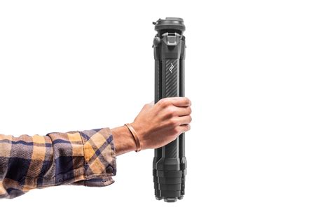 Peak Design’s new tripod is full-featured but surprisingly compact - The Verge