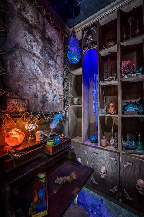 Dungeons & Dragons — Morrone Interiors | Dungeons and dragons room, Magical room, Dnd room