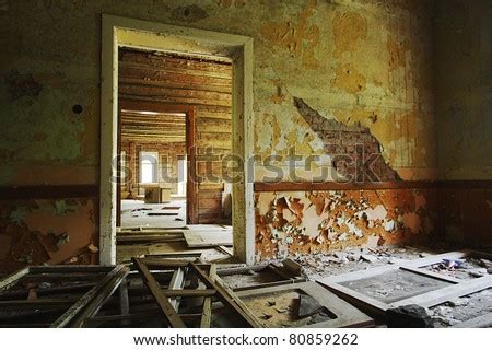 Run Down House Stock Photos, Images, & Pictures | Shutterstock