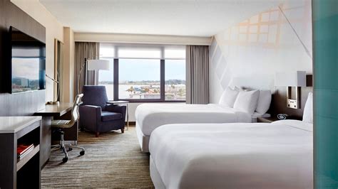 Hotel near SFO Airport | San Francisco Airport Marriott Waterfront