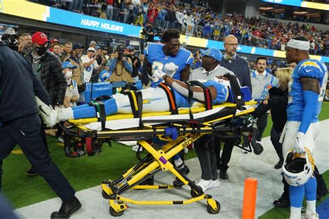 Chargers TE Donald Parham Jr. 'alert' after concussion - National Football Post