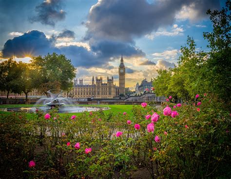 Image London Big Ben England Fountains Palace of Westminster park