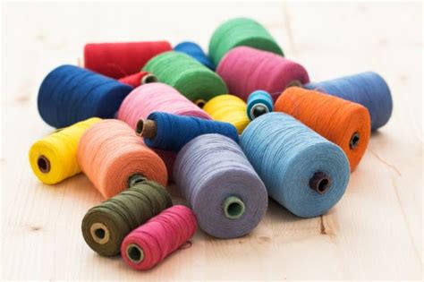 What is Polyester Fabric, Advantages and Various Types it Had