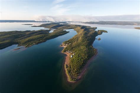 19 Reasons to See Great Slave Lake - Spectacular NWT