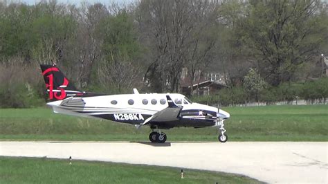 Beechcraft King Air 90 landing at Bowman Field KLOU - YouTube