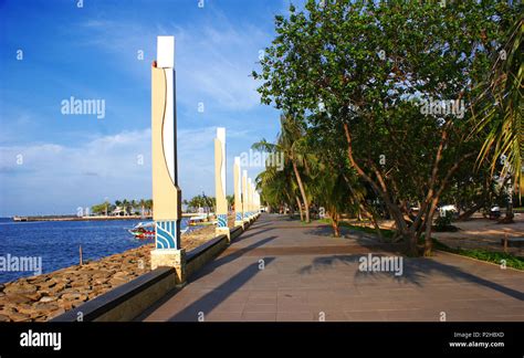 Pantai Ancol Beach, Jakarta, Indonesia Stock Photo - Alamy