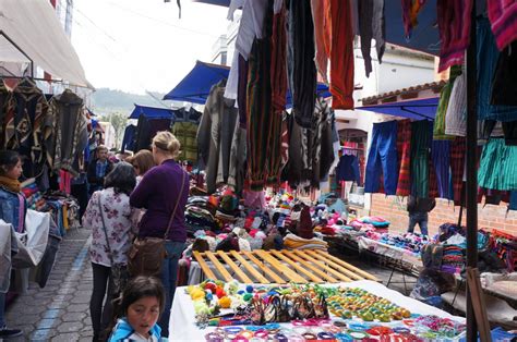 Otavalo... a City of Colors | Traxplorio