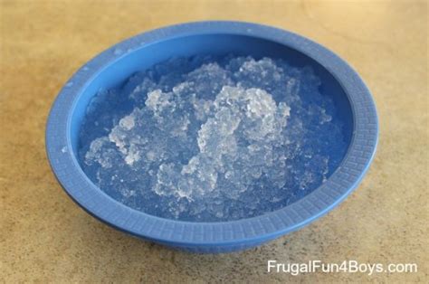 Fun Science: What makes disposable diapers absorb water? - Frugal Fun ...