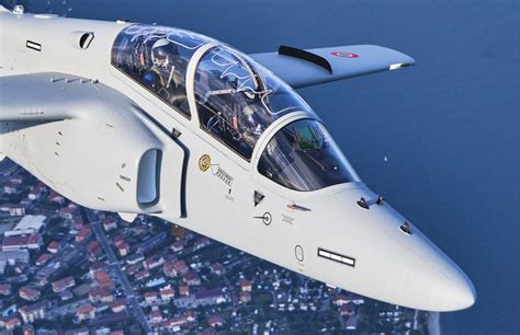 Dont miss it: Leonardo pitches M-345 Dual Role Tactical Trainer to Slovakia - 2000 Daily