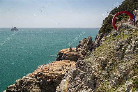 Rocky and steep cliff at the Taejongdae Resort Park in Busan — Stock Photo © Tuomas_Lehtinen ...