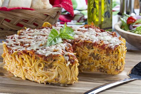 Baked Spaghetti "Cake" | MrFood.com