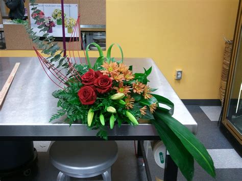 S-shaped Floral Arrangement for Table Decor