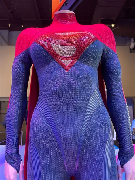 DC Releases First Look At Sasha Calle’s Supergirl Outfit In The Flash ...