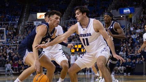 Wolf Pack basketball thrives thanks to defense, ballhandling, freshmen