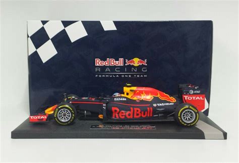 Cars: MINICHAMPS MAX VERSTAPPEN 1/18 RED BULL RACING F1 RB12 WINNER SPANISH GP 2016