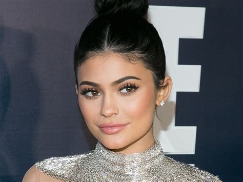 Kylie Jenner Goes Completely Makeup-Free and Looks Better Than Ever