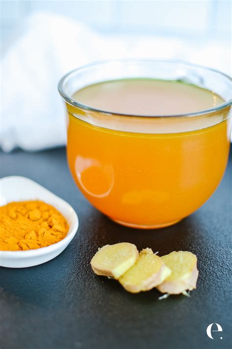 Ginger Turmeric Bone Broth Recipe [VIDEO] | Elizabeth Rider