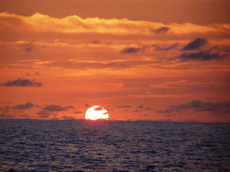 sunset+ocean+pictures | Atlantic crossing 017 « JCVI Blog | Ocean ...