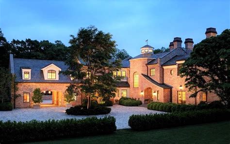 Take a Tour of Tom Brady's Custom-Built Home in Brookline, Massachusetts