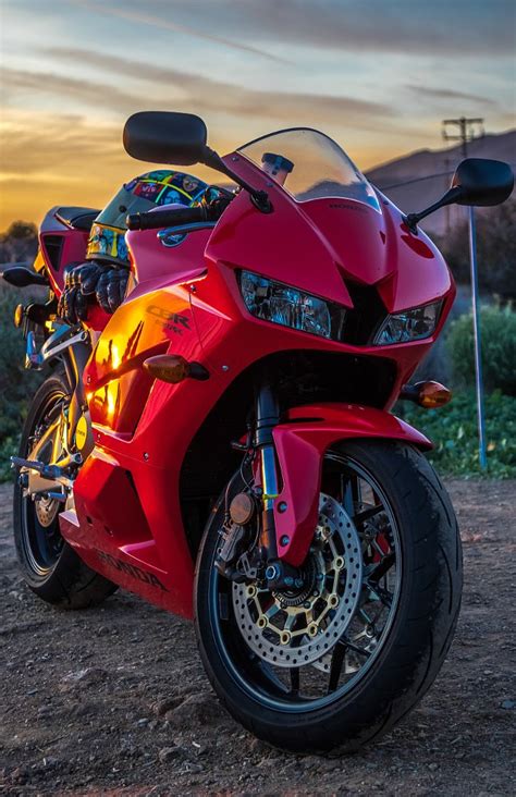 2015 Honda CBR600RR review - RevZilla