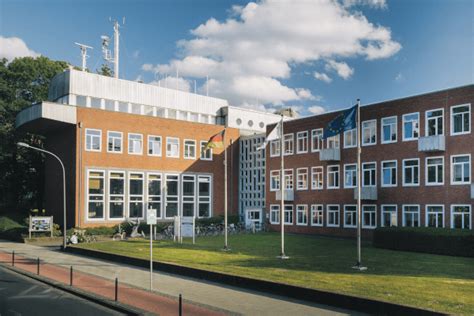 Bremen University of Applied Sciences HSB - Maritime Degree Programs