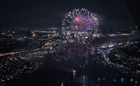 Enjoying the fireworks over Lake Union from above : r/Seattle