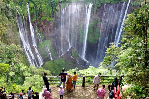 Menengok Air Terjun Tumpak Sewu di Lumajang | Republika Online