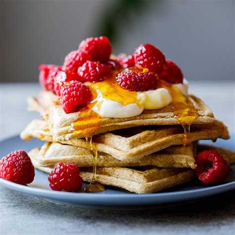 Easy healthy banana oat waffles - Simply Delicious