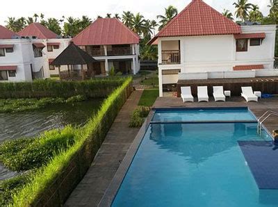 Alappuzha beach resort - backwater,Lake,Luxury and Budget resorts in Alleppey