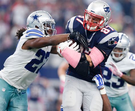 Gronk's got it - Photos: Cowboys vs. Patriots - ESPN