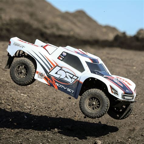 Losi RTR TENACITY 4wd SCT With DX2E Radio [VIDEO] - RC Car Action