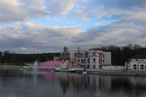 VRAJ Temple – PENNSYLVANIA, UNITED STATES – Srd Bhakti