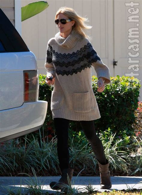 PHOTOS Elin Nordegren spotted in Windermere, Florida Wednesday January 6 – Starcasm