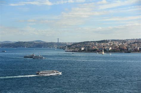 Premium Photo | Istanbul turkey view across the bosporus