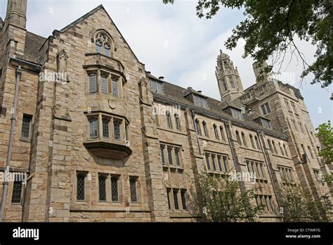 Yale University Campus Gothic stone building Stock Photo - Alamy