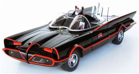 Diecast 1/18: Batmobile 1966 par Hotwheels Elite