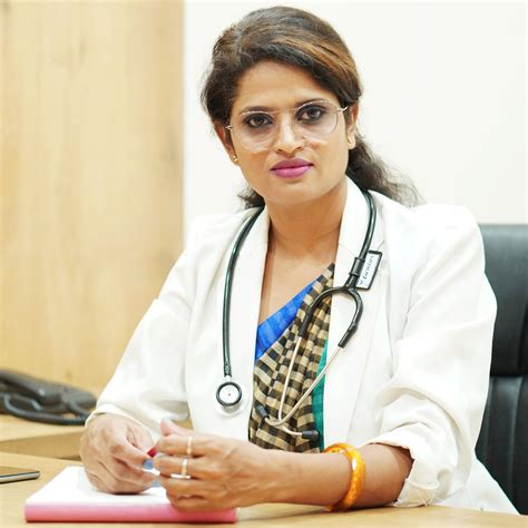 Dr Madhu Sagdeo- Obstetrician and Gynecologist | Nagpur