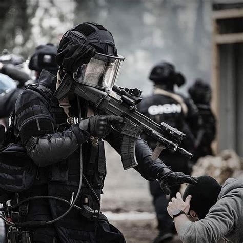 French GIGN in training | Military special forces, Military, Special forces