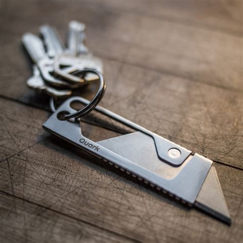 A Minimal Keychain-Based Utility Knife for Your Everyday Carry - Core77