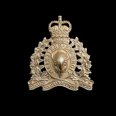 RCMP Cap Badge – Expedition Antiques