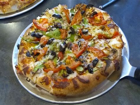 BARRO’S PIZZA - 60 Photos & 136 Reviews - 20701 N Scottsdale Rd, Scottsdale, AZ - Menu - Yelp