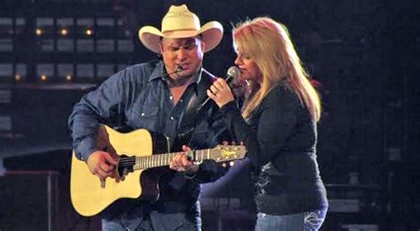 Garth Brooks & Trisha Yearwood Unite To Sing Romantic Duet