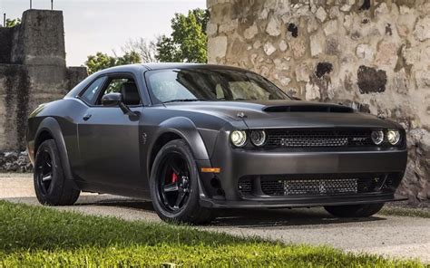 Une Dodge Challenger SRT Demon de 1 400 chevaux! - Guide Auto